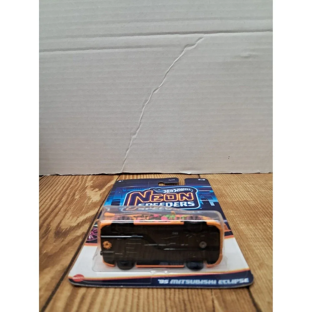 2023 Hot Wheels Neon Speeders 95 MITSUBISHI ECLIPSE ORANGE 5/8